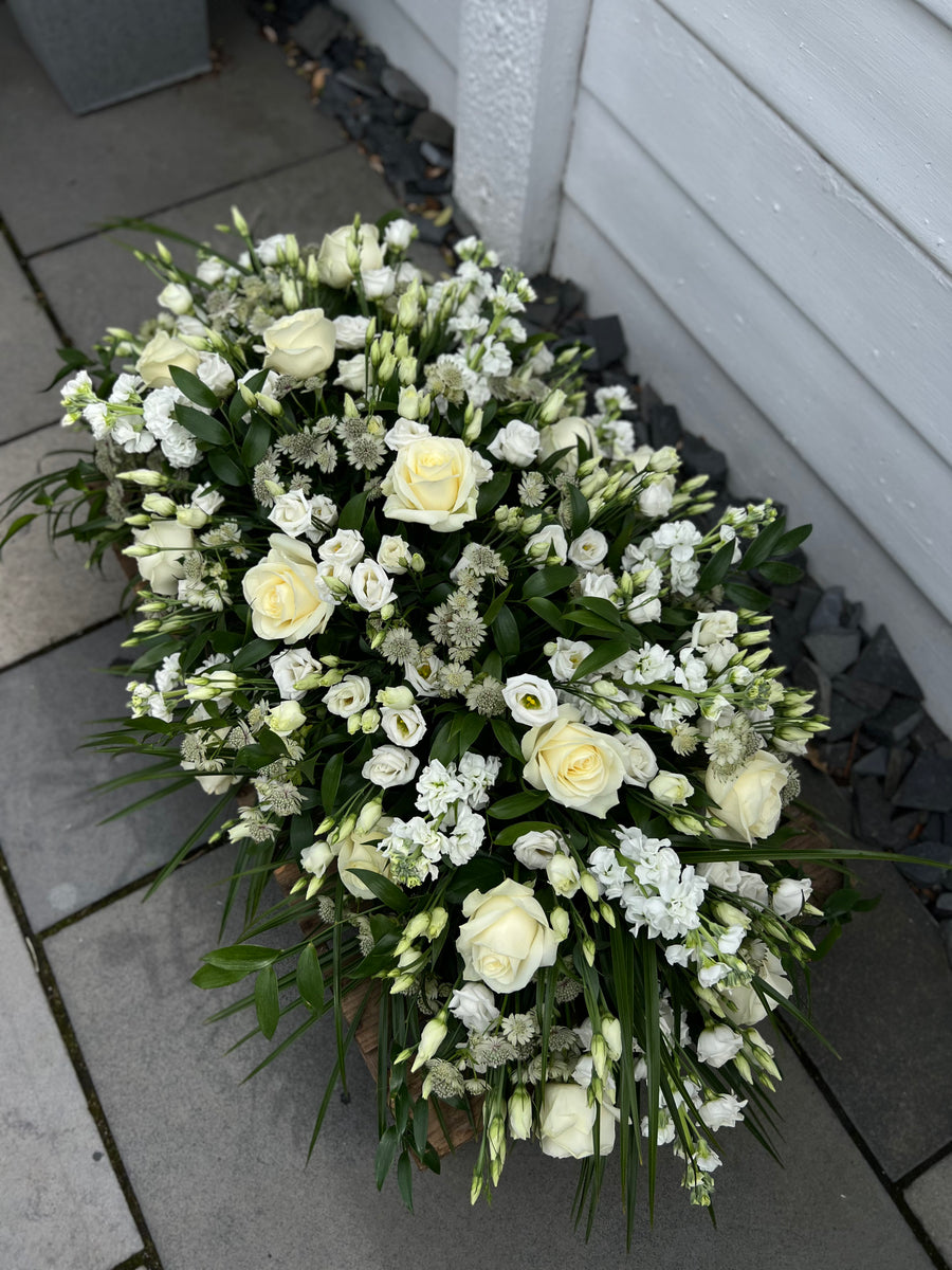Garden-style bouquet by The Wild Stem Studio