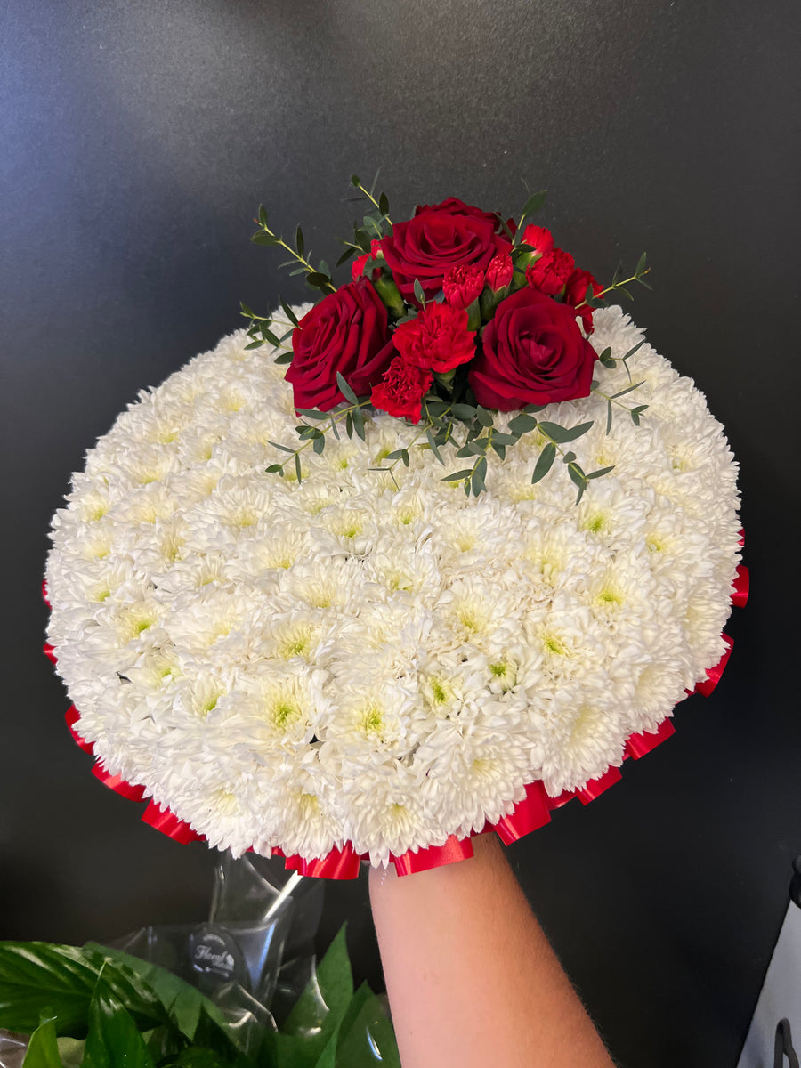 Garden-style bouquet by The Wild Stem Studio